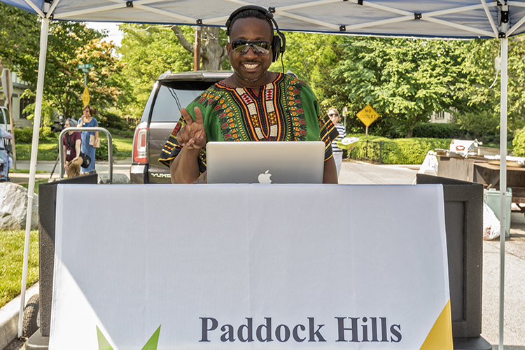 During the celebration, the mayor proclaimed that June 1 would be "Paddock Hills Day."