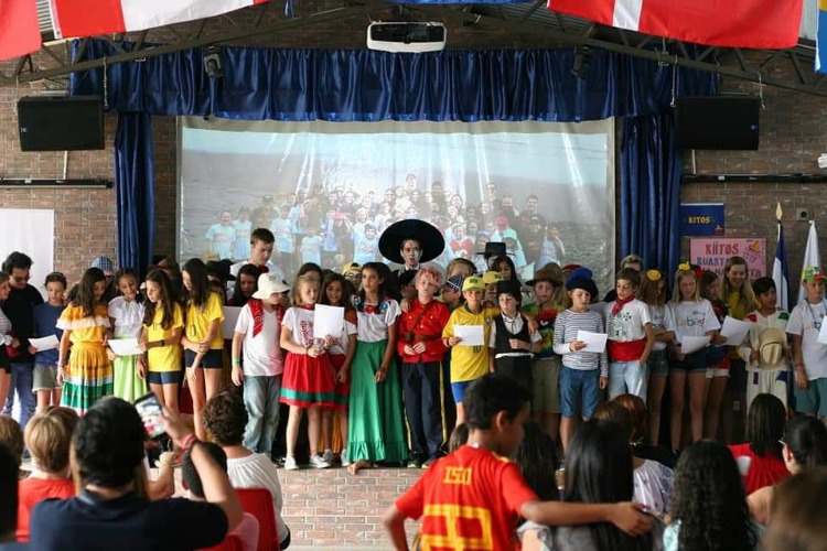 The whole village together in El Salvador.