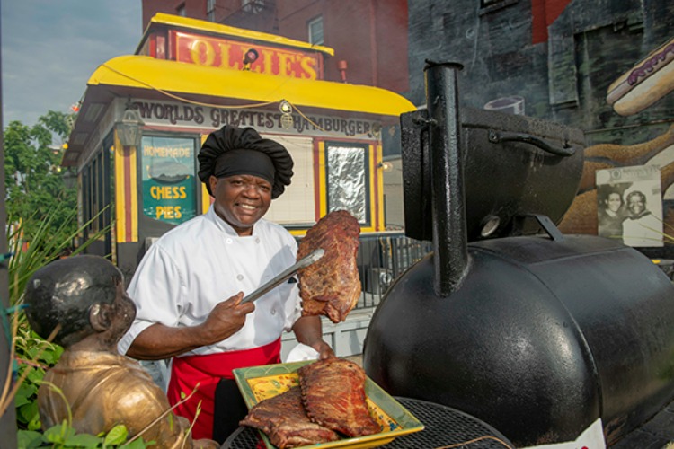 Marvin Smith perfects his signature ribs