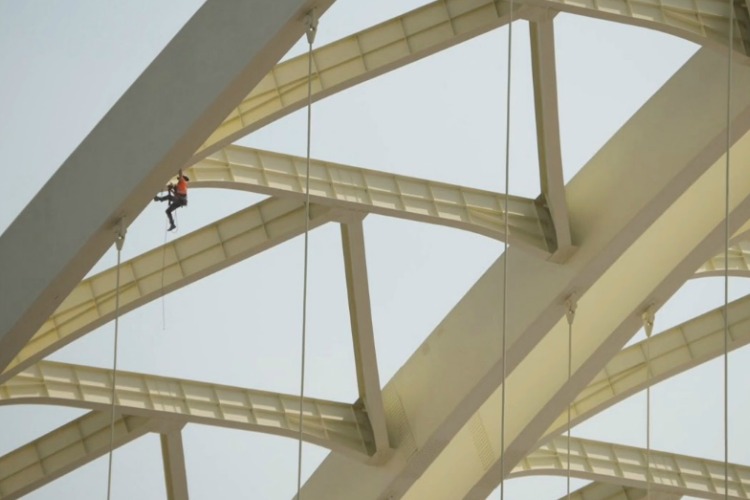 A rope inspection of the bridge