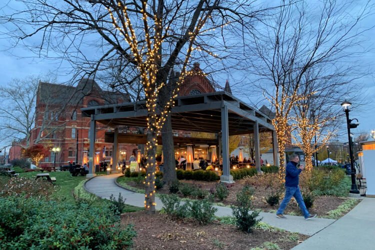 Patrons can enjoy hot or cold beverages, including libations, from The Porch at Washington Park.