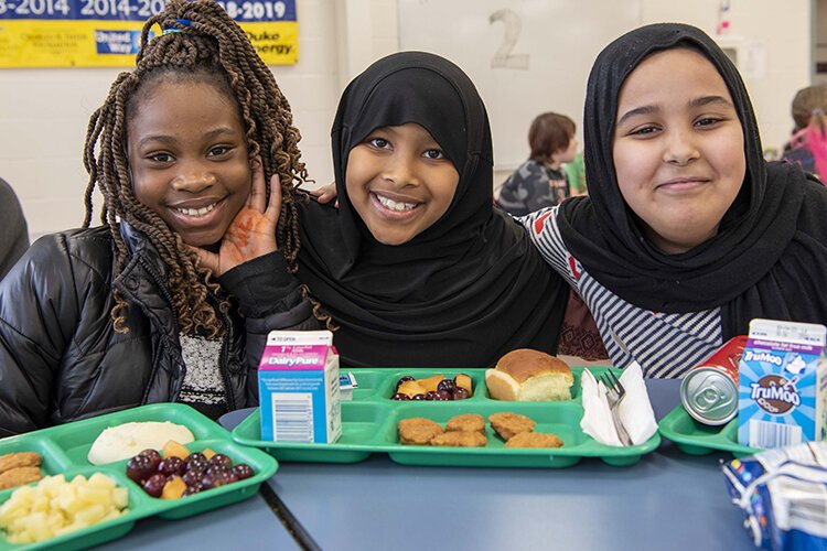 Serdy from Congo, Rahima from Somalia, Amineh from Mauritanian