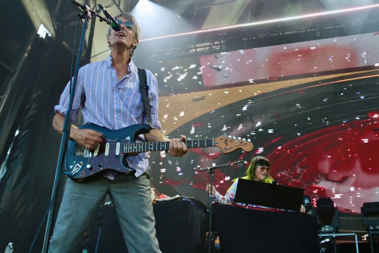 Pavement’s Stephen Malkmus rocked out with bandmates plus Rebecca Clay Cole (pictured) on keys, percussion, and backing vocals.