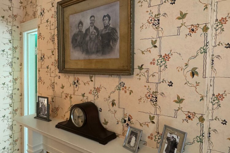 Recreation of the Edgemont Inn boarding room at the Harriett Beecher Stowe House.