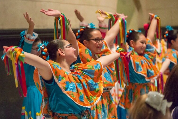 A dance performance at the Cincinnati Art Museum.