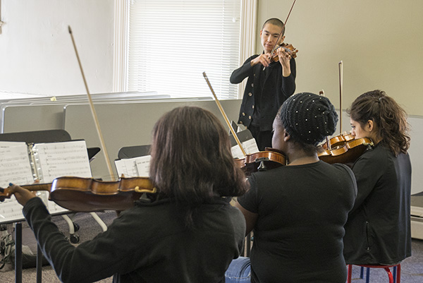 Kwon leads MYCincinnati Ambassador lessons and rehearsals