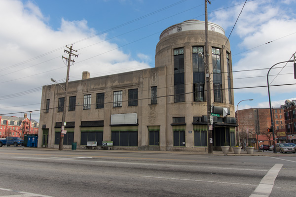 The Paramount Square project will feature 39 rental units and 50,000 square feet of commercial space.