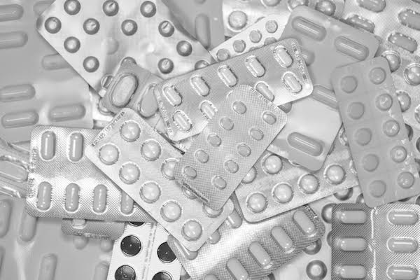 2017 report: People who abuse opioid painkillers are 40 times more likely to get addicted to heroin.