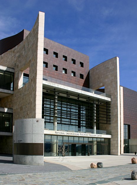 National Underground Railroad Freedom Center, downtown