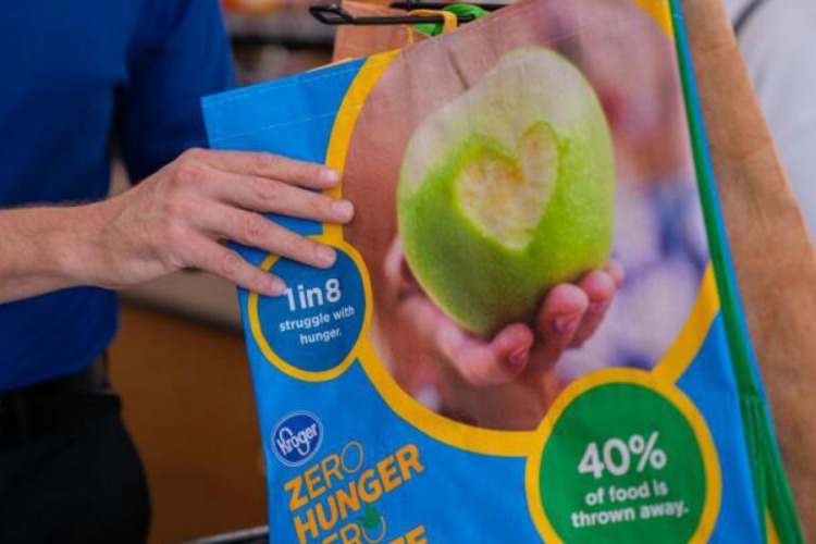 Kroger plans to phase out plastic bags by 2025.