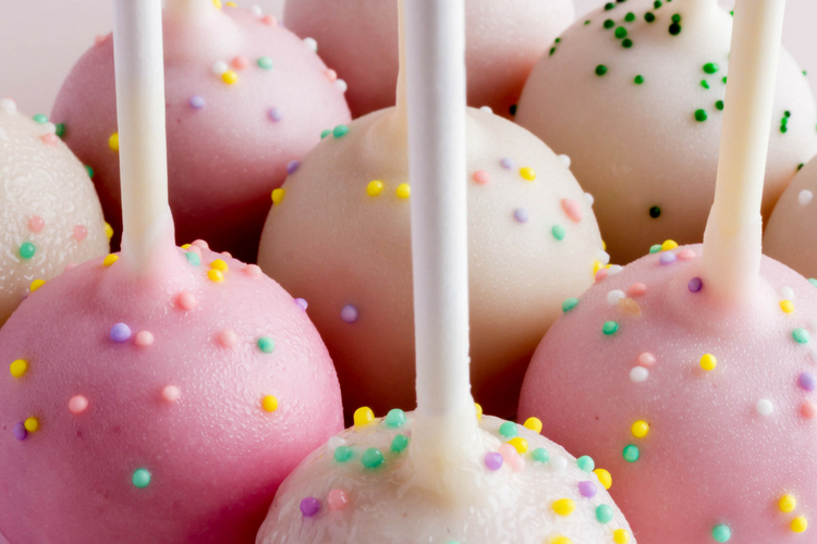 Cake Pops at Sweet Petit.