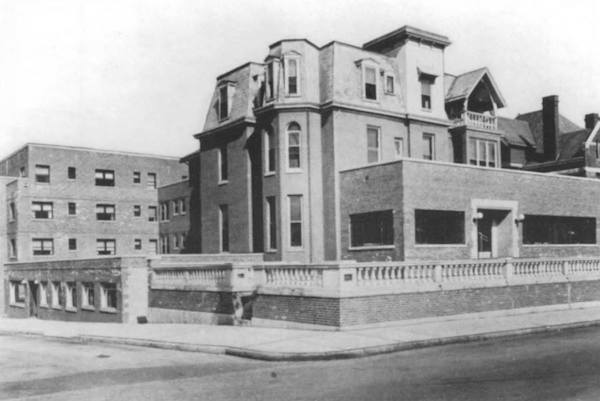 African-American-owned Manse Hotel on Chapel Street, circa 1950s