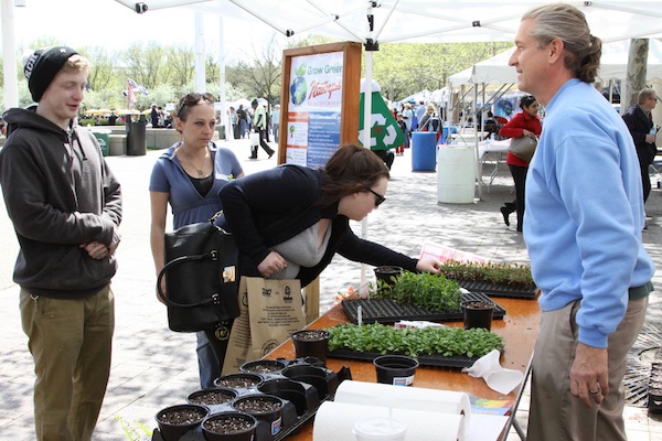 Help raise funds for Cincinnati's Earth Day 2016 celebration by visiting City Barbeque Oct. 9