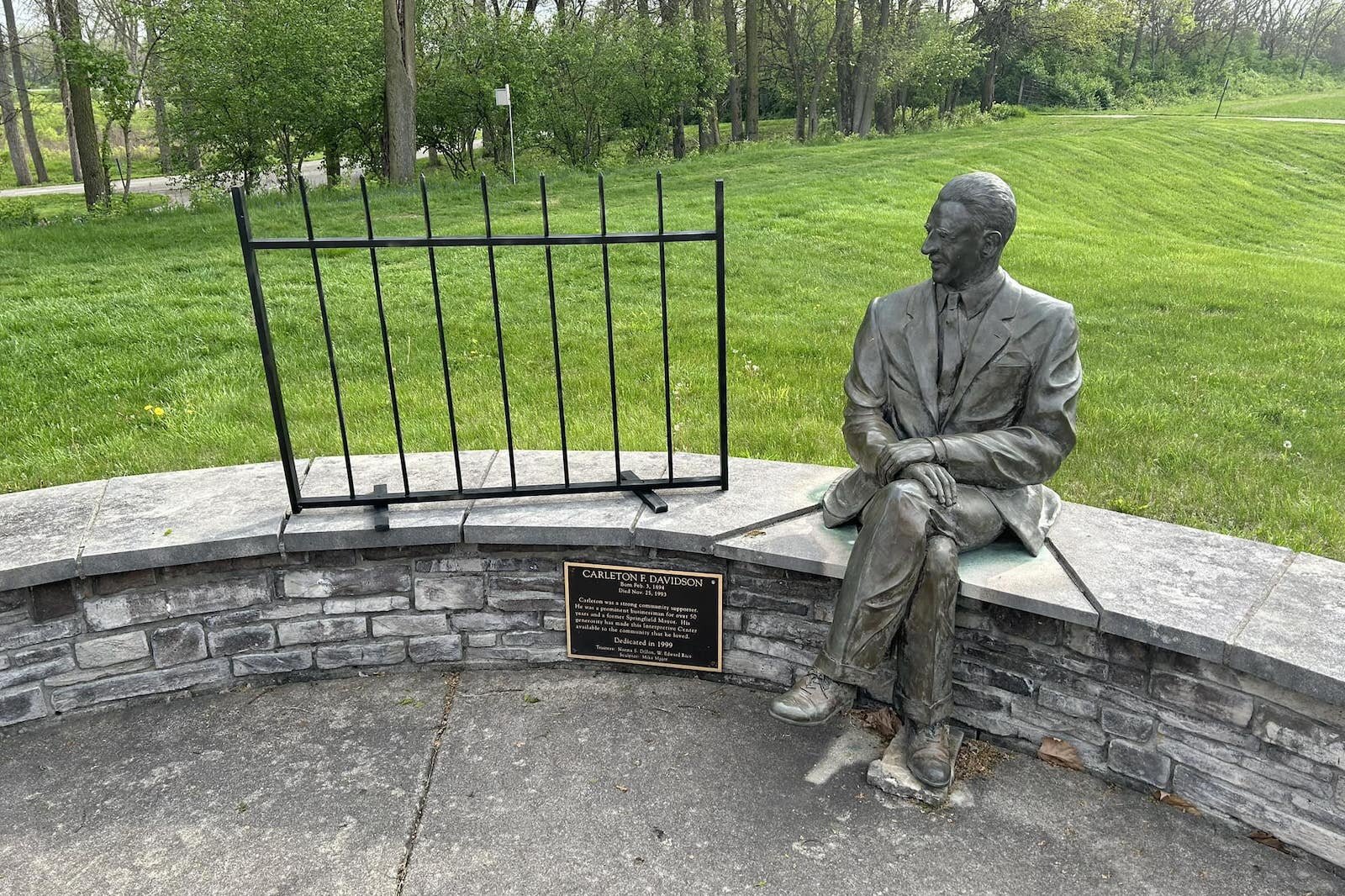 I visited the Davidson Interpretation Center and had a wonderful conversation with Carleton Davidson himself. I asked why there were so many different spellings of Peckuwe and he didn’t know. — April 30 post