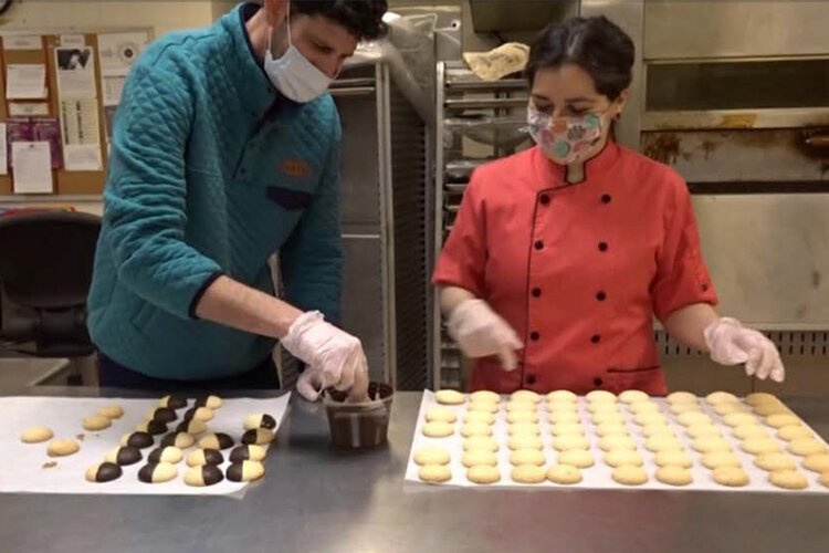 Daniel Seddiqui making macaroons at Hotel Dupont