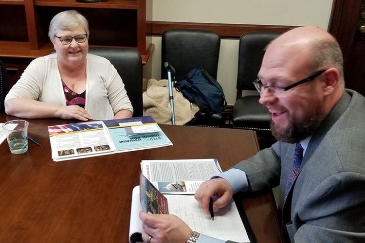 NTEU 73 President Debbie Mullikin on a recent trip to Washington to thank elected officials and their staffs for their support during the government shutdown.