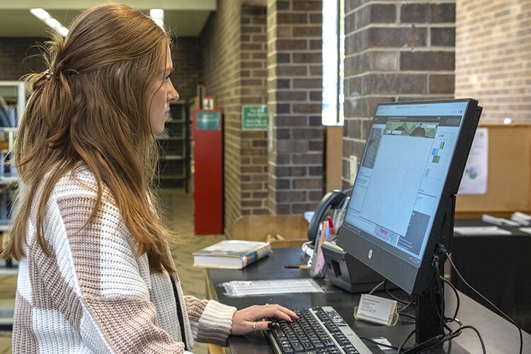 Sarah Schuster is a customer service adviser at the Forest Park branch.